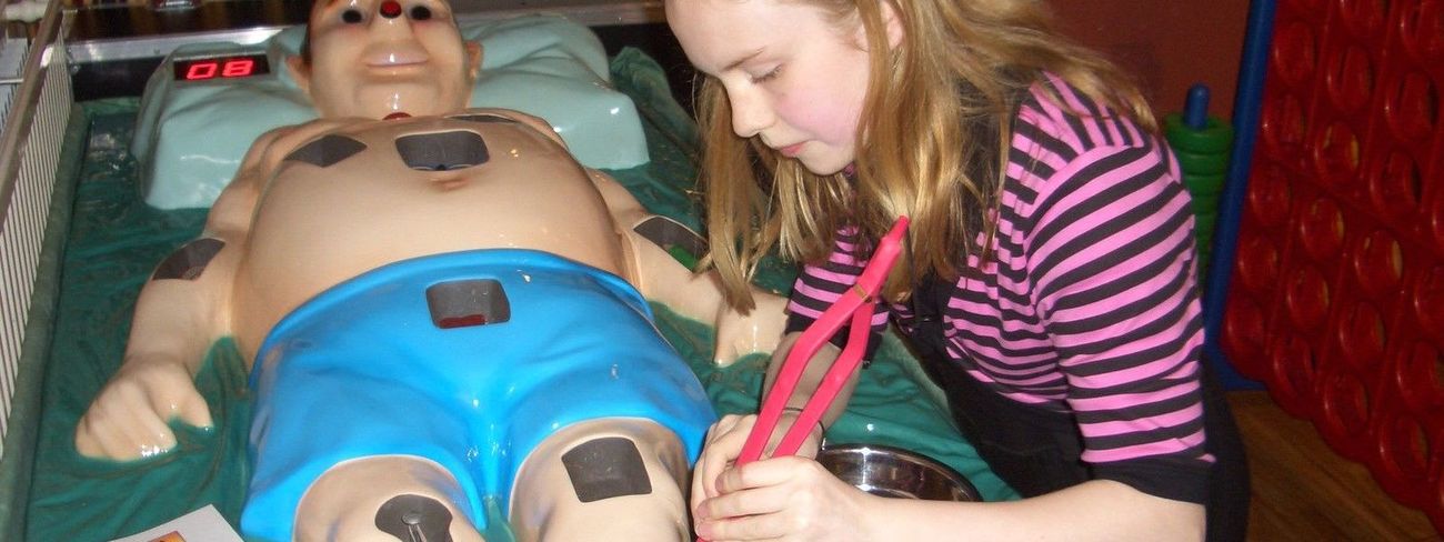 Giant Operation Game